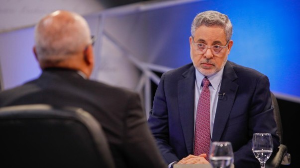 2 DURANTE ENTRVISTA CON PABLO MKINNEY 2 DURANTE ENTRVISTA CON PABLO MKINNEY