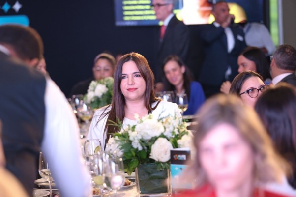 DURANTE CONFERENCIA DURANTE CONFERENCIA