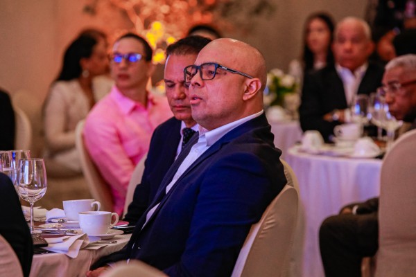 Individual 1 Individual 1