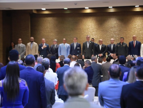 PARTE DEL PUBLICO PARTE DEL PUBLICO