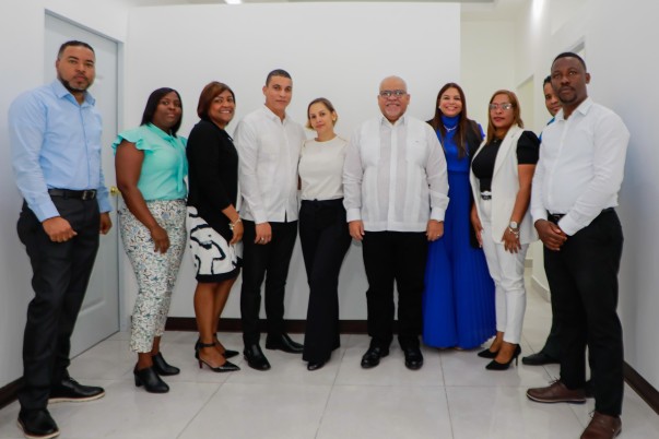 Colaboradores Del 24 De Abril Colaboradores Del 24 De Abril