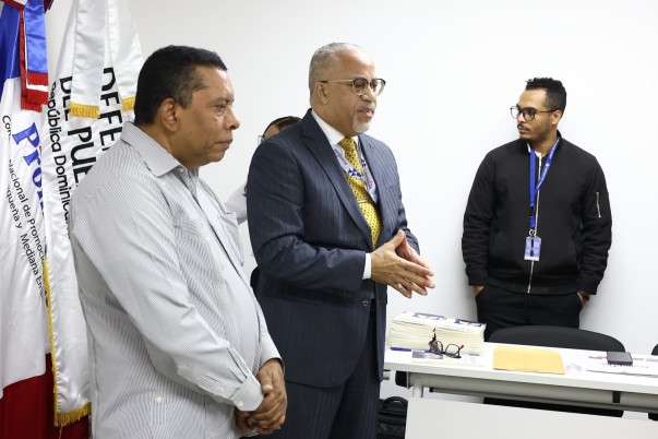 Con El Director Nacional De Promipyme Con El Director Nacional De Promipyme