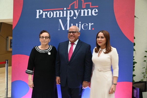 Con Mirian German En Promipyme Mujer Con Mirian German En Promipyme Mujer