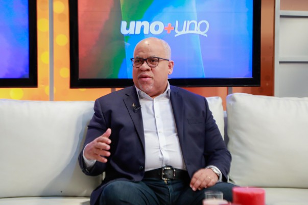 Director Habla En Entrevista Uno Uno Director Habla En Entrevista Uno Uno