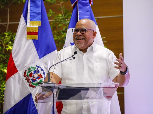 El Director En Entrega