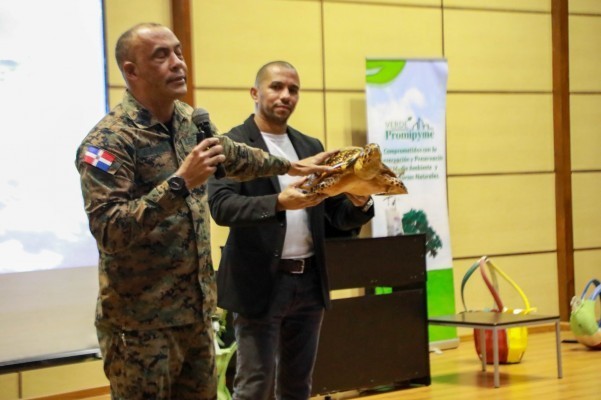 Ennio En Presentacion