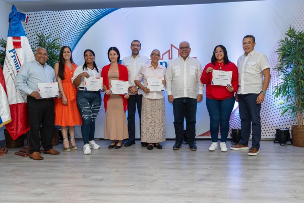 Entrega Certificado En Barahona Entrega Certificado En Barahona