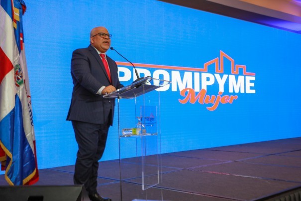 Fabricio En Actividad Mujer Fabricio En Actividad Mujer