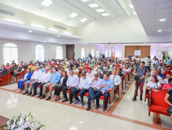 Foto Publico Los Alcarrizos Foto Publico Los Alcarrizos