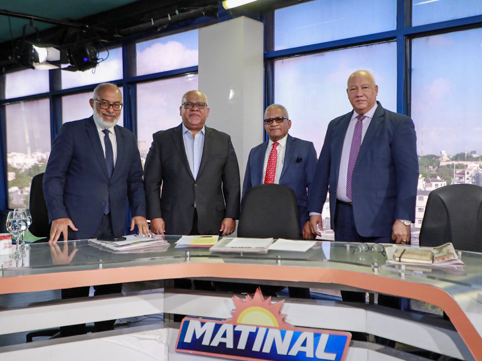 parte del equipo de matinal