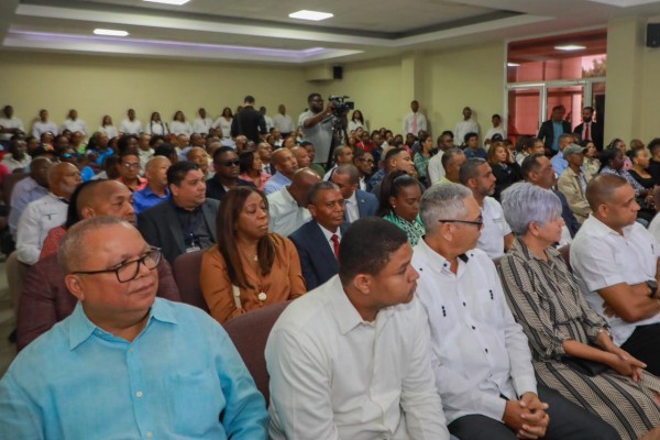 Publico 10 Abril Publico 10 Abril