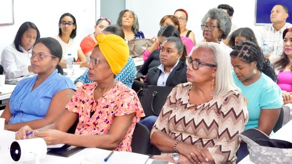 Publico En Luperon En Taller De Liderazgo Publico En Luperon En Taller De Liderazgo