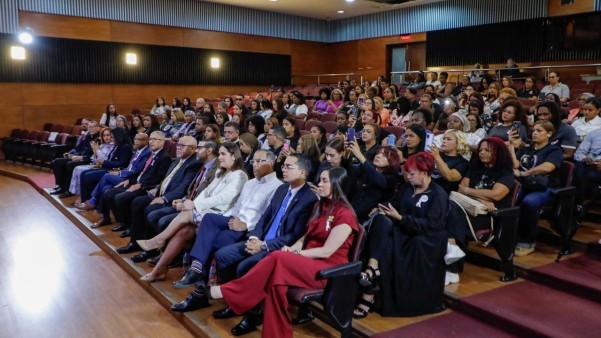 Publico En UASD Durante Reconocimiento Publico En UASD Durante Reconocimiento