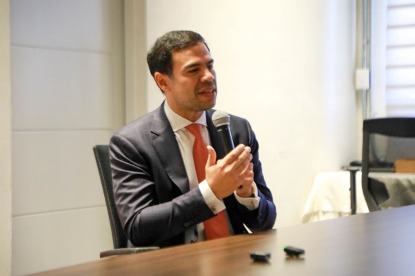 Roberto Angel Roberto Angel